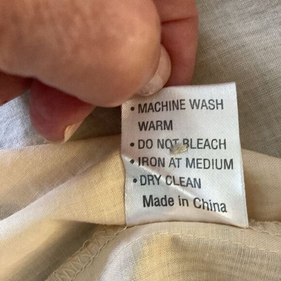 Millou Cotton Pin Tucked Tunic Blouse with Long Sleeve & Button Closure. Size S - Picture 8 of 9